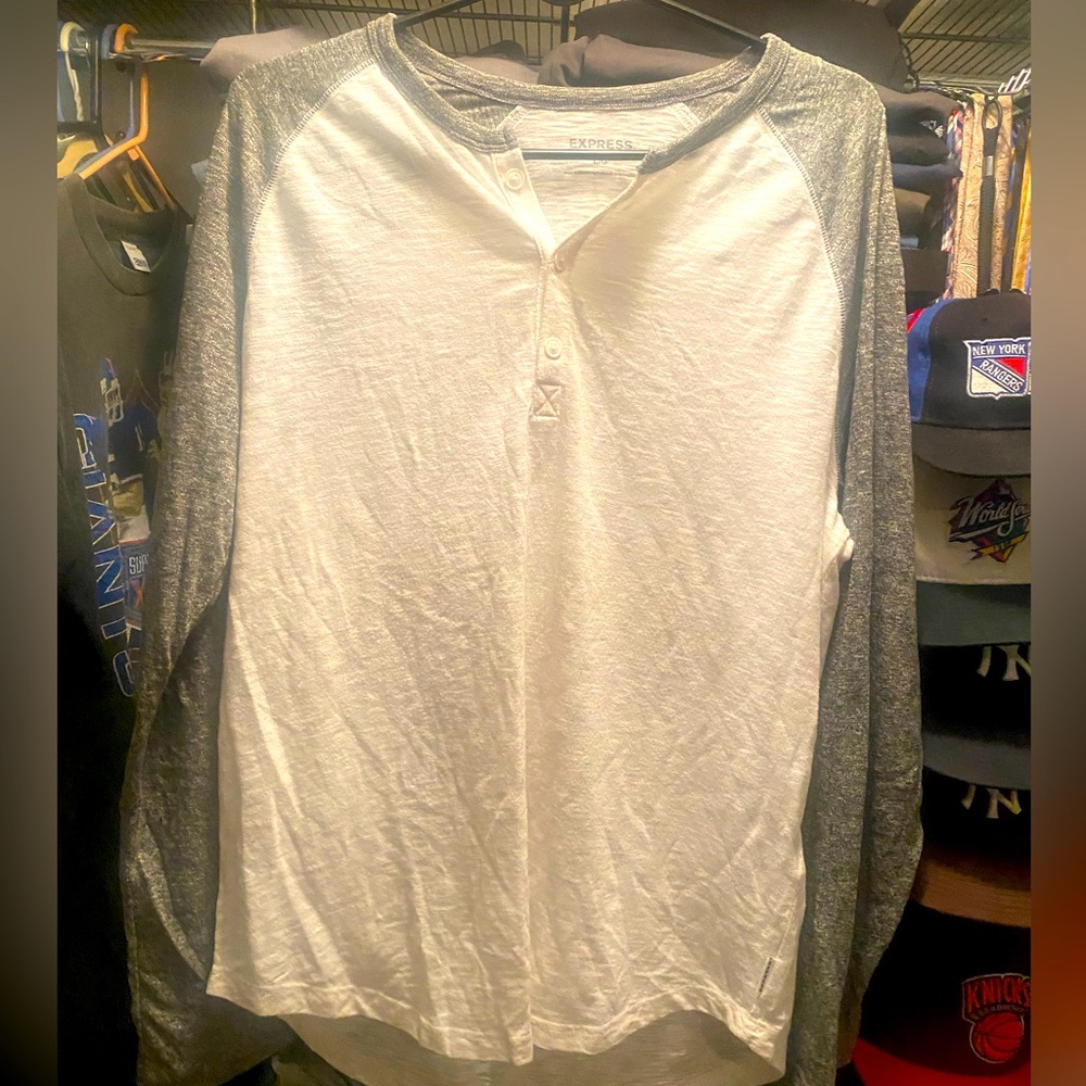 EXPRESS Size Large 3/4 Sleeve Gray White Shirt